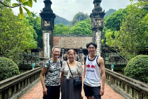 Hanoi: tour en grupo reducido a Ninh Binh con paseo en barco y almuerzo