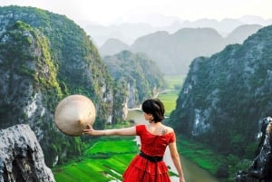 Hanoi: Ninh Binh, Tam Coc, Mua Cave & Hoa Lu with cycling