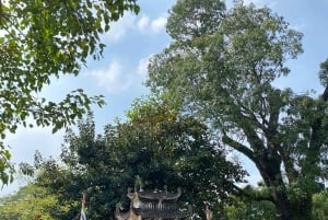 Hanoi: Ninh Binh, Tam Coc, Mua Cave & Hoa Lu with cycling