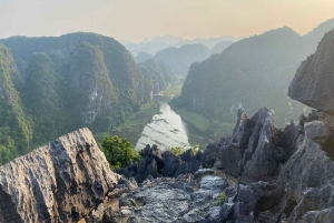 Hanoi:Ninh Binh-Trang An-Mua Cave-Hoa Lu&Cycling BEST SELGER