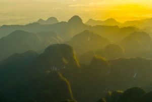 Hanoi: Ninh Binh Ui Valley or Trang An & Mua Caves & Hoa Lu