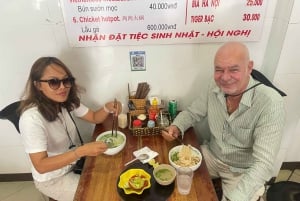 Hanoi: street food nel centro storico e caffè sui binari