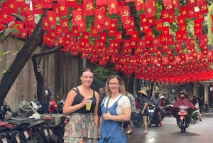 Hanoi: Streetfood in de oude wijk en een café aan het spoor