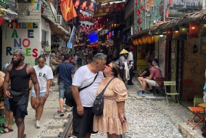 Hanoi: Streetfood in de oude wijk en een café aan het spoor
