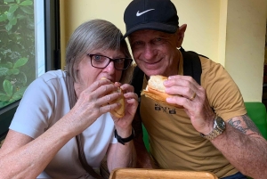 Hanoi: Streetfood in de oude wijk en een café aan het spoor