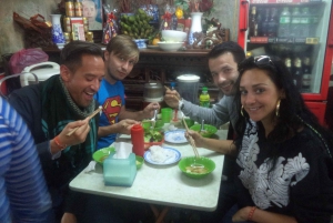 Hanói: Excursão a pé pela comida de rua do bairro antigo com 10 degustações