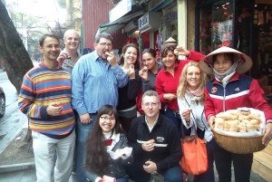 Hanoi: Old Quarter Street Food Walking Tour with 10 Tastings
