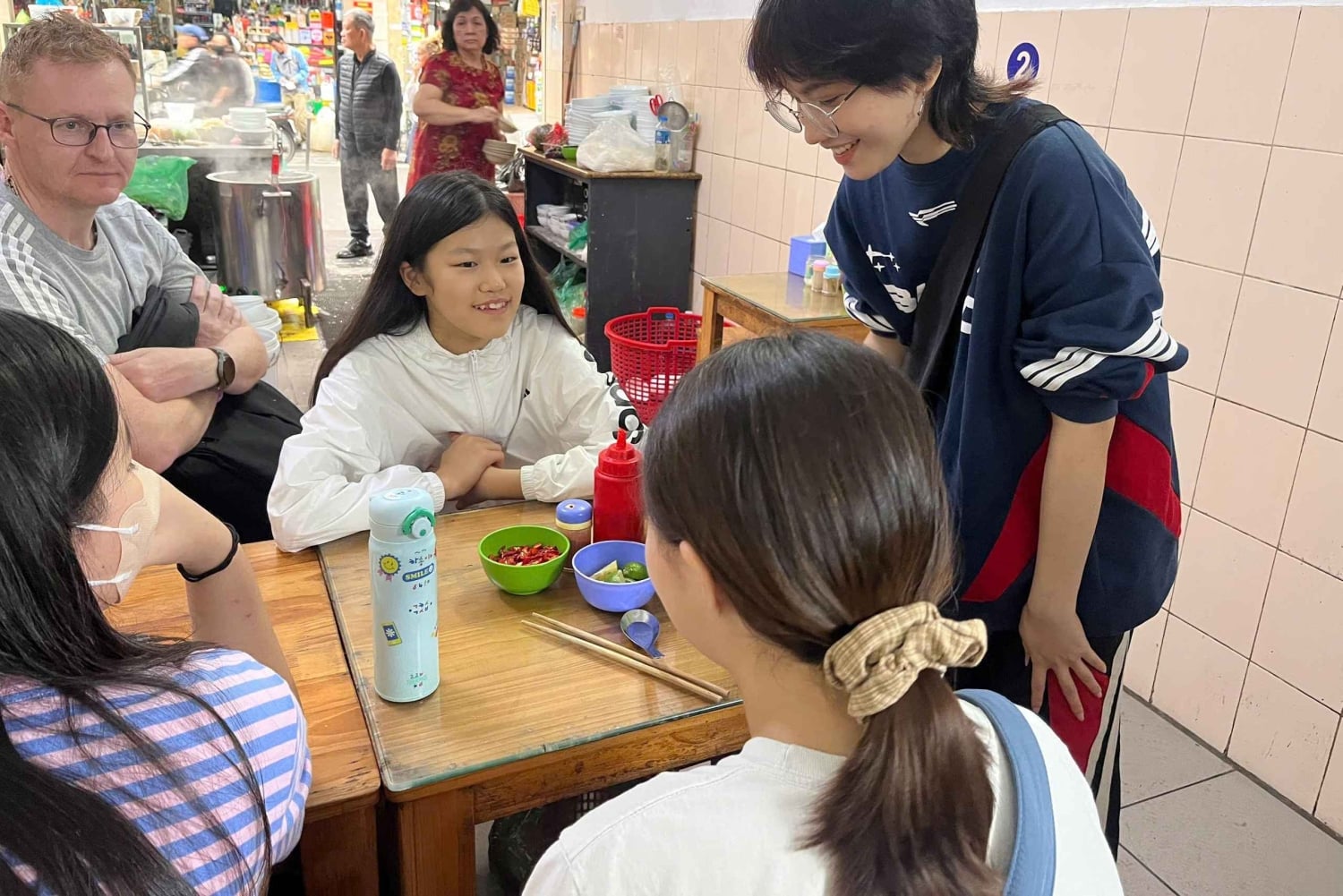 Hanoi: Vanhan kaupungin katukaturuokakierros oppaan kanssa