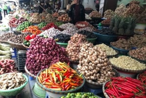 Hanoi: Old Quarter Walking Tour with Private Lunch