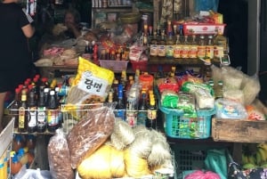Hanoi: Old Quarter Walking Tour with Private Lunch