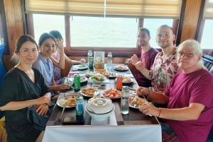 Z Hanoi: 1-dniowy rejs po zatoce Halong z dużymi i małymi grupami