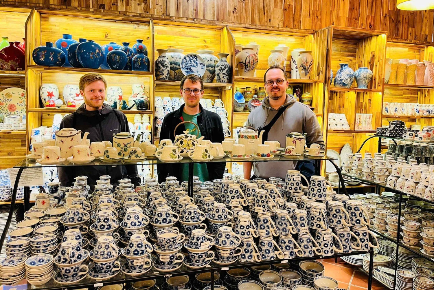 Périphérie de Hanoï : visite du village de céramique de Bat Trang en Jeep