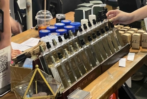 ハノイ：クレオパトラ香水による香水作りワークショップ