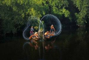 Hanoi: Perfume Pagoda & Boat or Lotus Silk Village & Incense