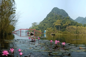 Hanoi: Perfume Pagoda Day Tour with Boat Ride & Cave Visit