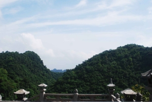 Hanoi: Perfume Pagoda Day Tour with Boat Ride & Cave Visit