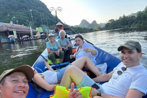 Hanoi: Parfumepagoden – bådtur på Yen-floden, frokost og hule