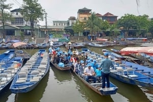 Hanói: Pagode dos Perfumes - Passeio de barco no rio Yen, almoço e gruta