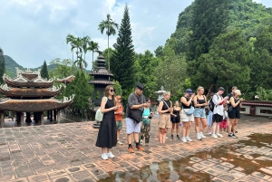Hanói: Pagode dos Perfumes - Passeio de barco no rio Yen, almoço e gruta