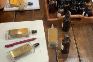 Laboratorio di profumi di Hanoi - Crea il tuo profumo perfetto