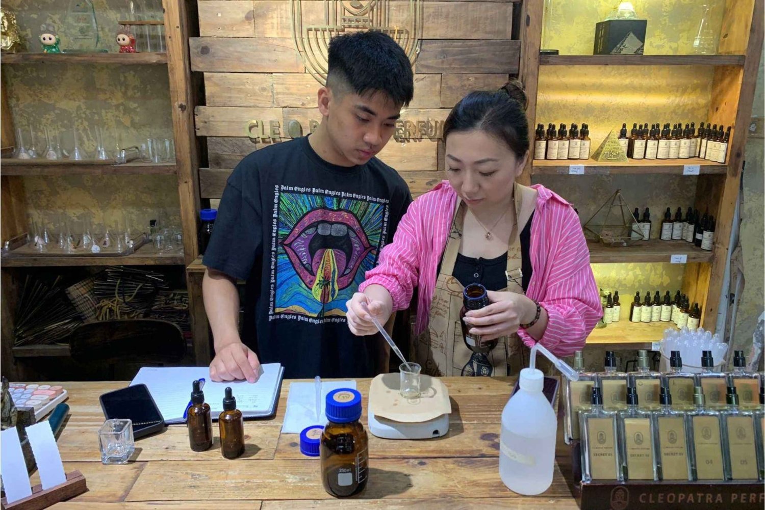 Hanoi: Laboratorio di profumi - Crea il tuo profumo personale