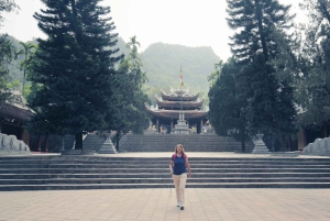 Hanoi: Phat Tich-pagoden eller Parfymepagoden, båttur og grotte