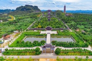 Hanoi: Phong Nha - Hue - Hoi An Traslado en Autobús-cama VIP