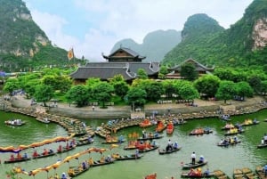Hanoi: Phong Nha - Hue - Hoi An Traslado en Autobús-cama VIP
