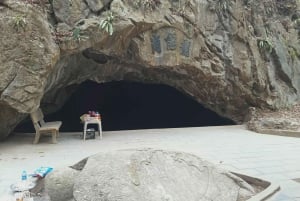 Hanoi: Phu Vinh Bamboo Village & Tram Mountain Relic Complex