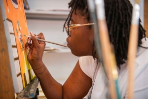 Hanoi: Privat kunstatelieroplevelse med materialer