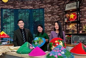 Hanoi: Private Conical Hat and Incense Village Tour