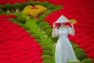 Hanoi: Private Conical Hat and Incense Village Tour