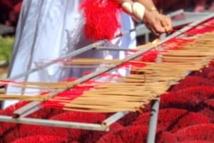 Hanoi: Private Conical Hat and Incense Village Tour