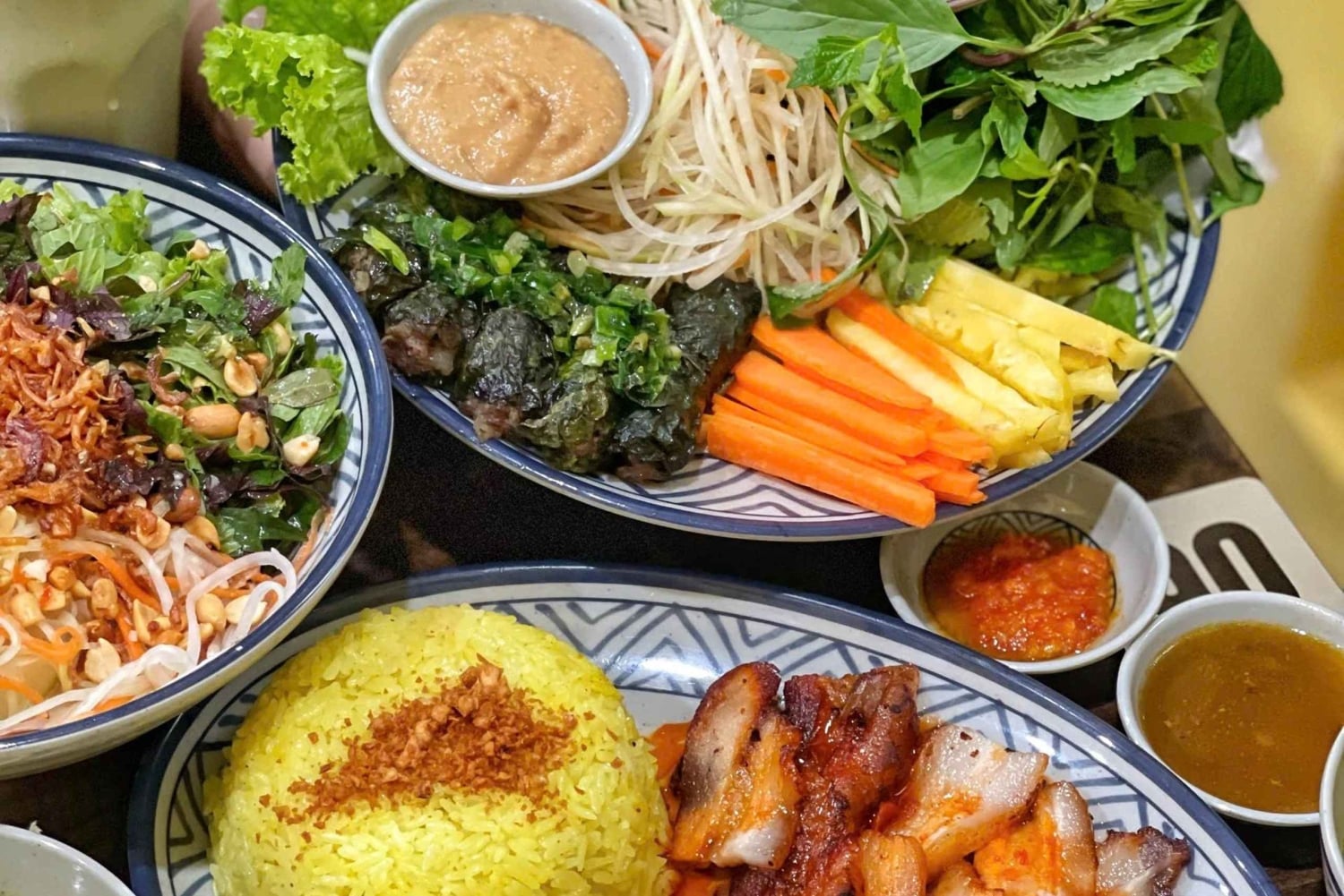 Hanoi: yksityinen hienostunut ruoka-, taide- ja cocktail-kierros