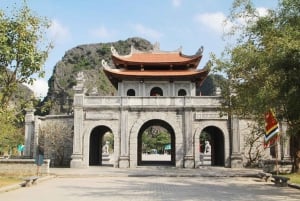 Hanoi: Quang Phu Cau, Hoa Lu, Trang An och Mua Cave Tour
