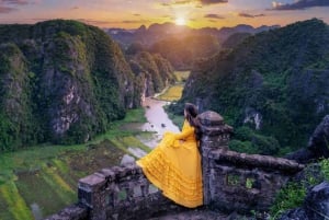 Hanoi: Quang Phu Cau, Hoa Lu, Trang An och Mua Cave Tour