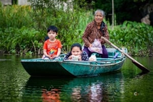 Hanoï : village d'encens, Ninh Binh, Hoa Lu, Trang An/Tam Coc