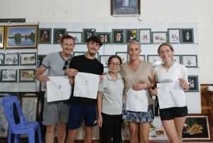 Villaggio del ricamo di Quat Dong a Hanoi o villaggio dell'incenso e dei cappelli