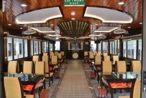 Hanoi: Rundfahrt durch die Halong-Bucht Inseln, Höhlen, Kajakfahren & Mittagessen