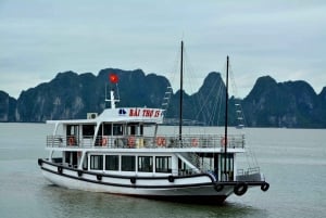Hanoi: Rundfahrt durch die Halong-Bucht Inseln, Höhlen, Kajakfahren & Mittagessen