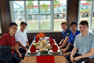 Hanoi: Viaggio di andata e ritorno per le isole, le grotte, il kayak e il pranzo della Baia di Halong