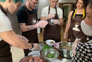 Hanois kulinariske: Autentisk madlavningskursus og lokalt marked