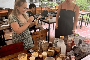 Hanois kulinariske: Autentisk madlavningskursus og lokalt marked