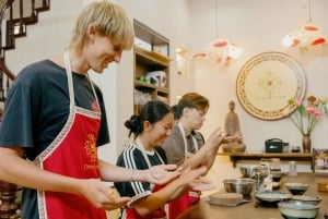 Hanoi-Landausflug: Kochkurs mit Marktbesuch