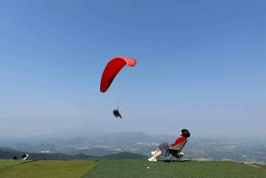 Hanoi Sky Tour: Han Hanoi: Paragliding
