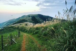 Hanoi Sky Tour: Han Hanoi: Paragliding