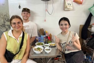 Hanoi: Street Food Walking Tour med små grupper
