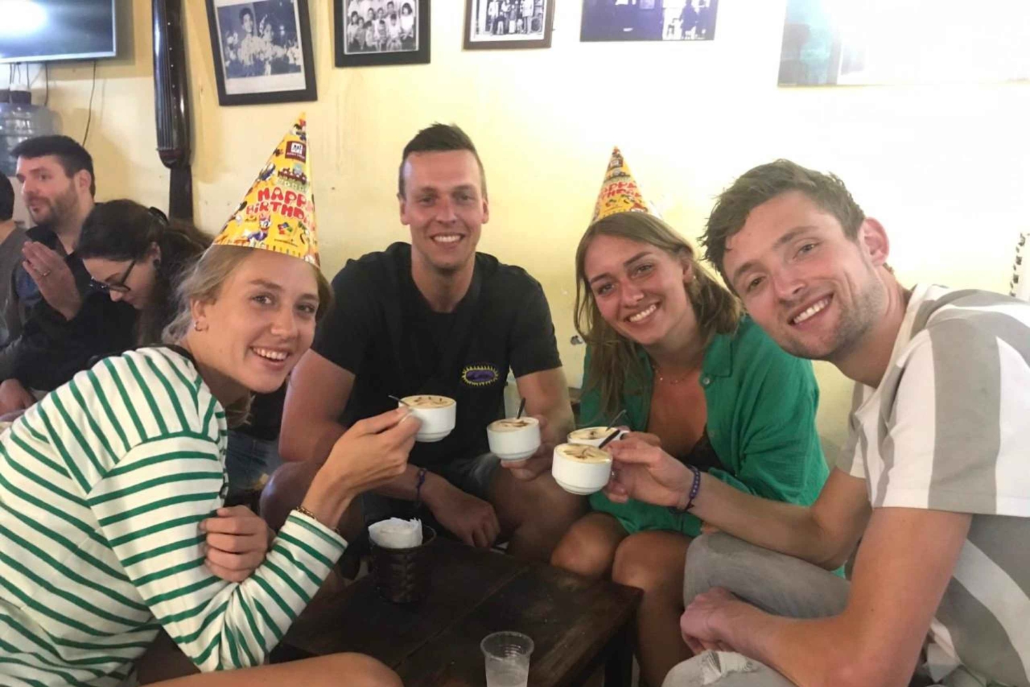 Wycieczka kulinarna po Hanoi z lokalnym przewodnikiem