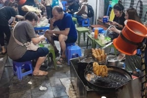 Hanoi: Katuruokakierros Train Streetillä ja piilotetuilla kujilla