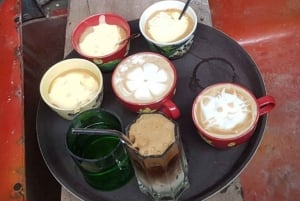 Hanoi: Katuruokakierros Train Streetillä ja piilotetuilla kujilla